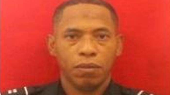 El capitán de la Policía Nacional José Isaza Melo fue asesinado por unos motorizados en Caimitillo