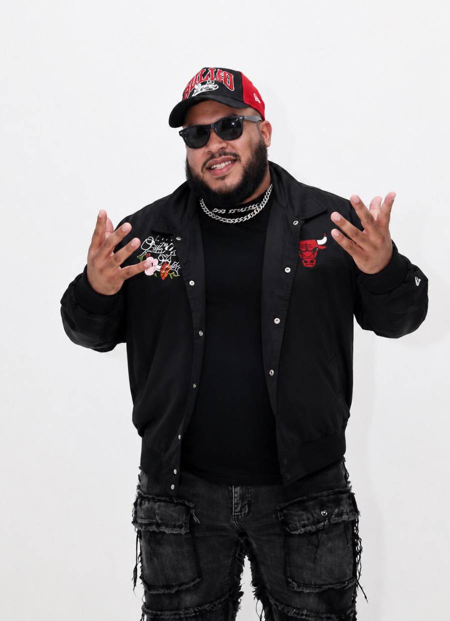 Jaffat Castillo, mejor conocido como Rikiplops.