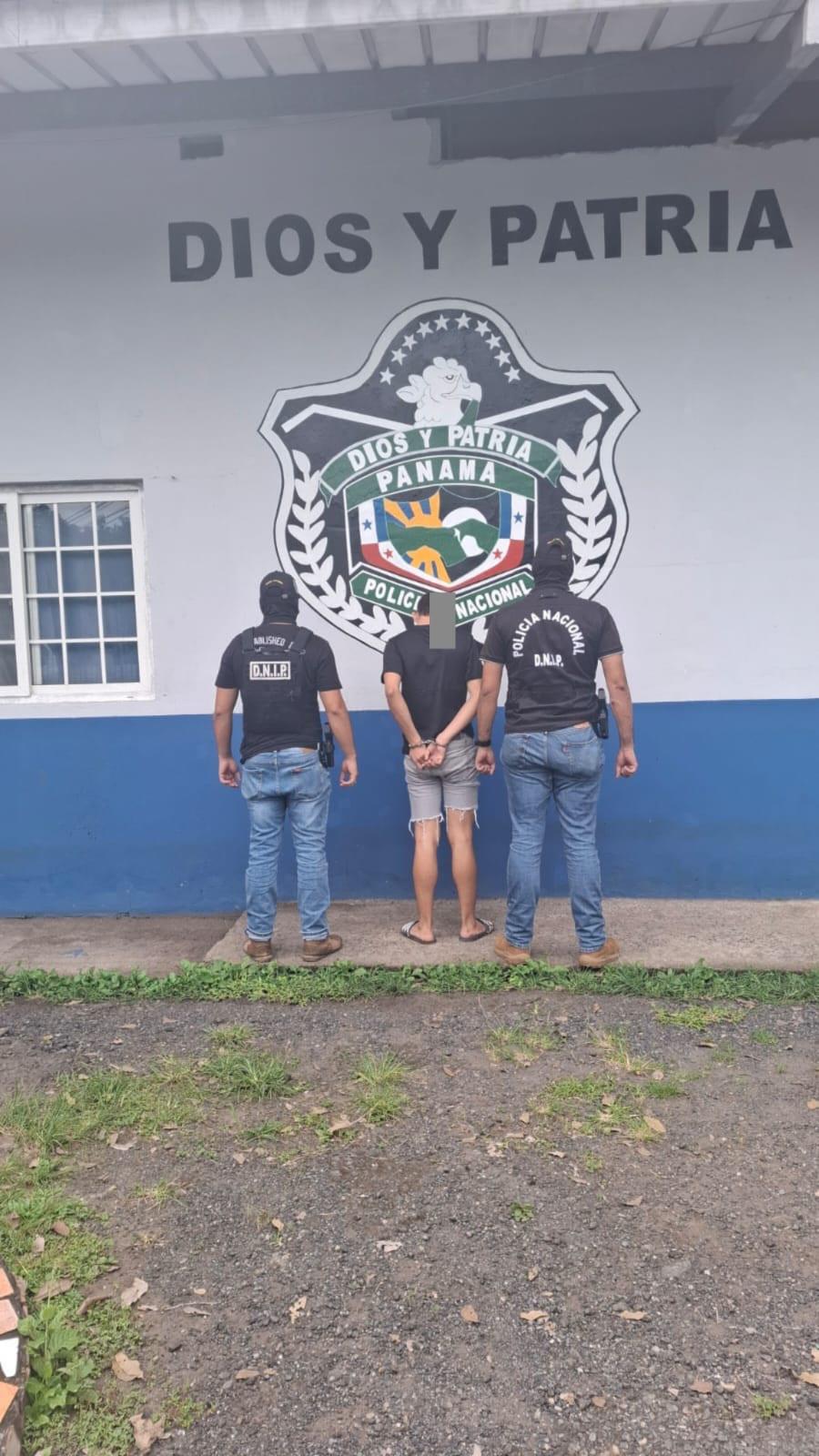 Un joven de 19 años, requerido por el delito de homicidio, fue aprehendido en el sector 3 de Mayo de Las Mañanitas.