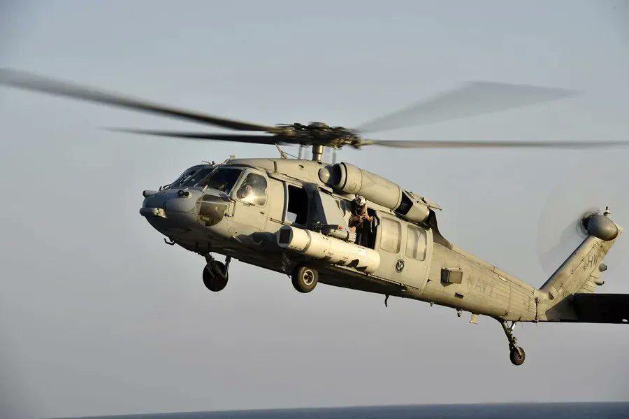 EE.UU. despliega helicópteros de combate cerca de Venezuela