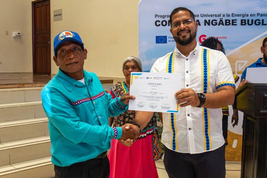 Emprendedores de la comarca se capacitaron en programa de transformación digital