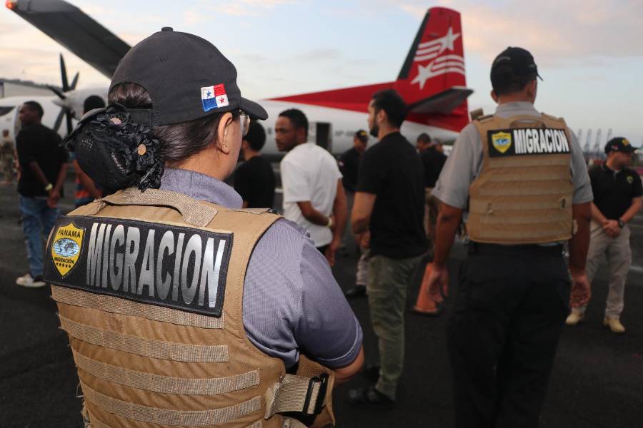 La acción forma parte del Plan Firmeza, estrategia que fortalece el control y la verificación migratoria en el país.