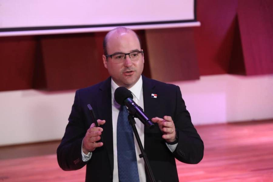 El administrador de la AIG, Adolfo Fábrega, explicó que la plataforma Panamá Conecta permite registrar vehículos y conductores para acceder al susbsidio estatal.