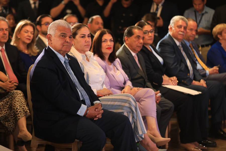 Inauguran el Centro de Especialidades Agropecuarias con 100 becarios