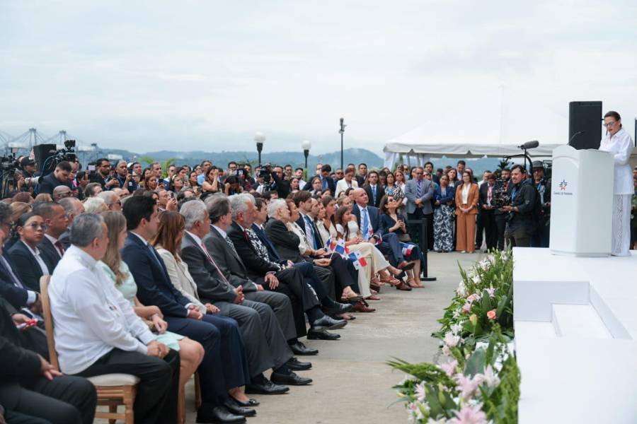 Mulino da espaldarazo a nueva administración del Canal con Ilya Espino de Marotta