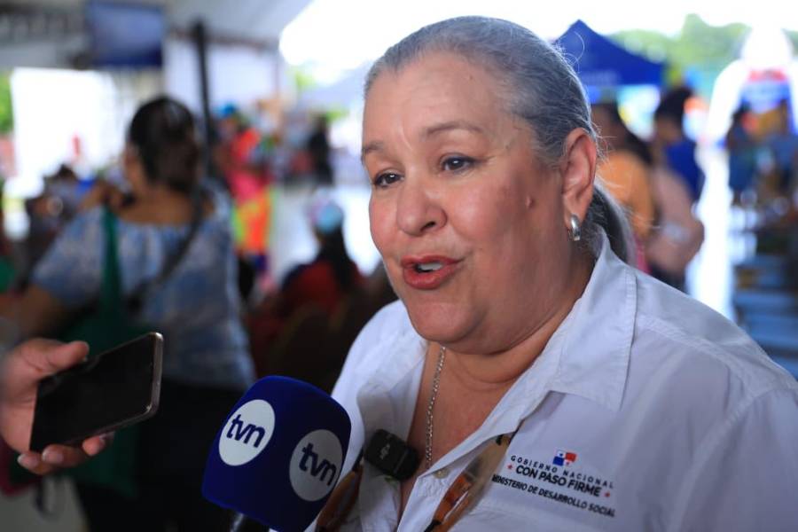 La ministra Beatriz Carles.