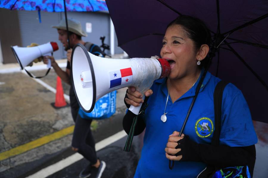La calle no cede y Mulino tampoco