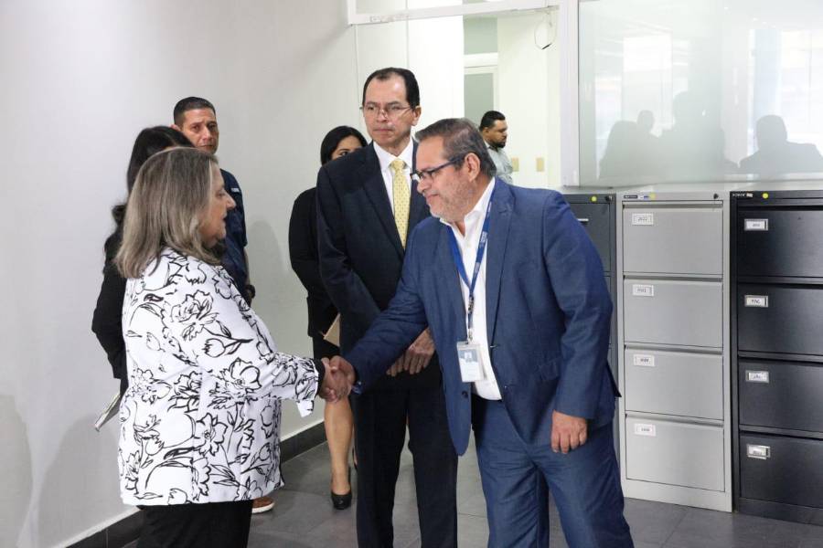 Ahora sí: Ángela Russo asume como defensora del Pueblo