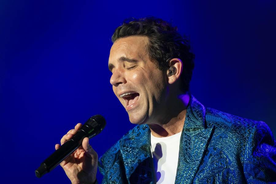 [VIDEO] El carisma de Mika envuelve al público de Cap Roig
