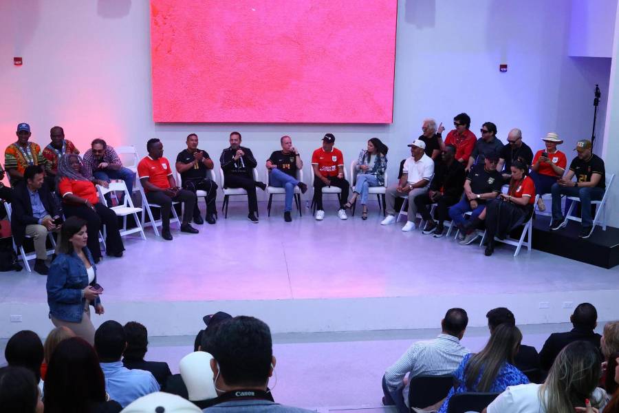 Más de 20 artistas panameños se unieron en ‘Sube la Marea Remix’, el tema que busca encender la pasión de la Marea Roja rumbo al Mundial 2026.