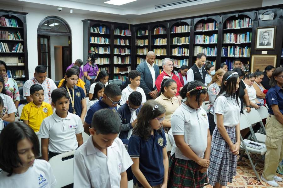 El deletreo que nació en un aula panameña ahora une a Iberoamérica