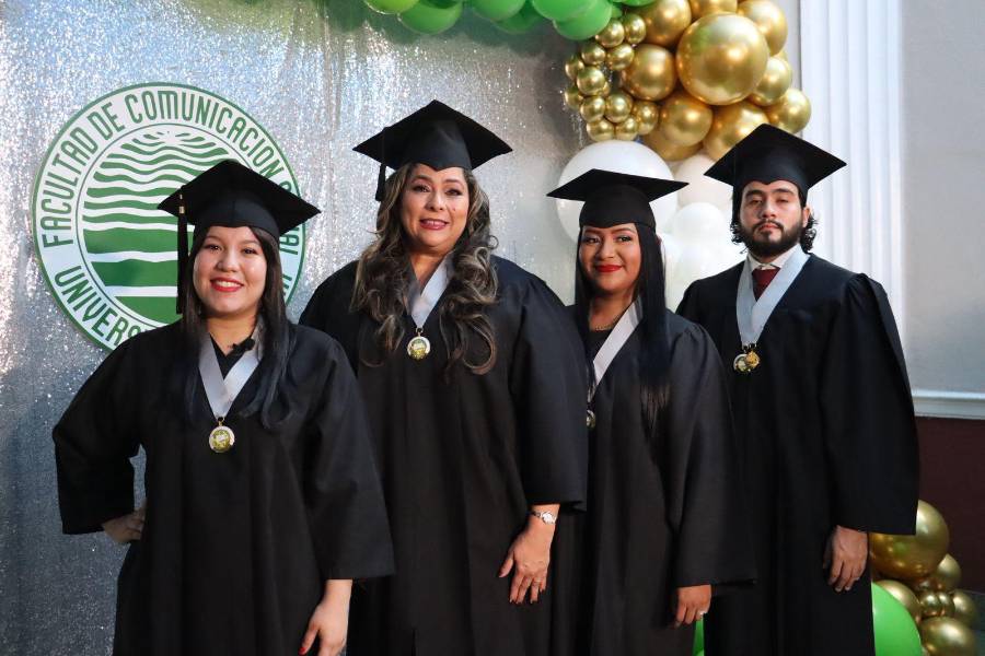 Universidad de Panamá gradúa a primeros Doctores en Ciencias de la Comunicación Social