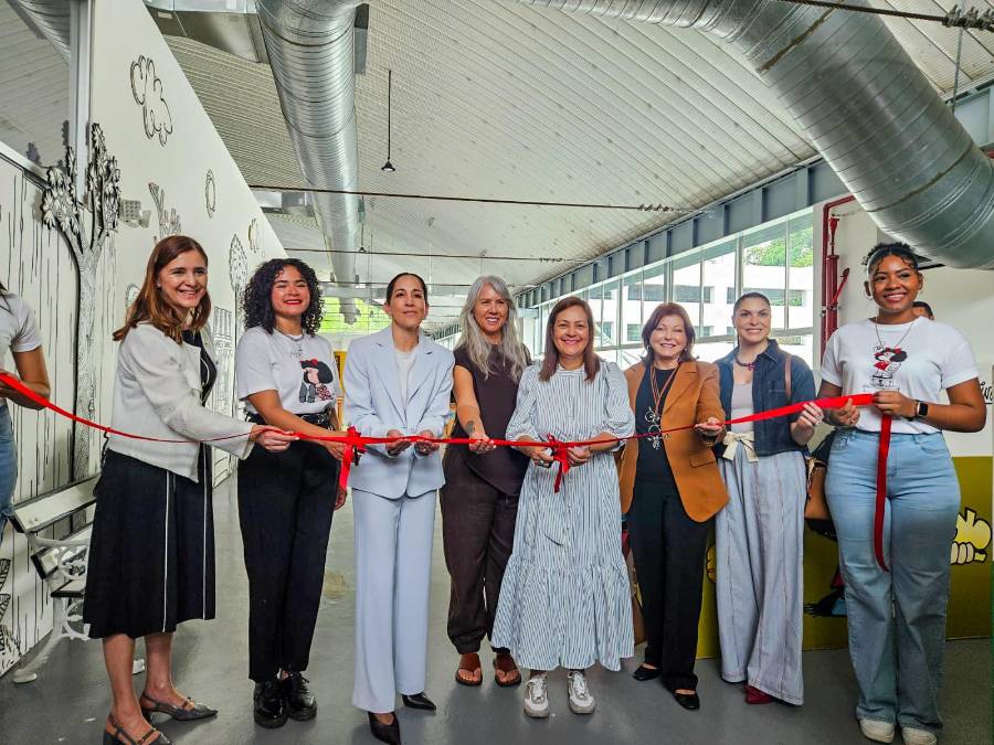‘El mundo según Mafalda’: Exposición en Ciudad de las Artes [VIDEO]