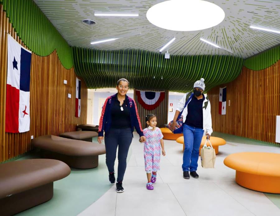 “Estamos felices de poder regresar juntos a casa”, aseguró su madre.