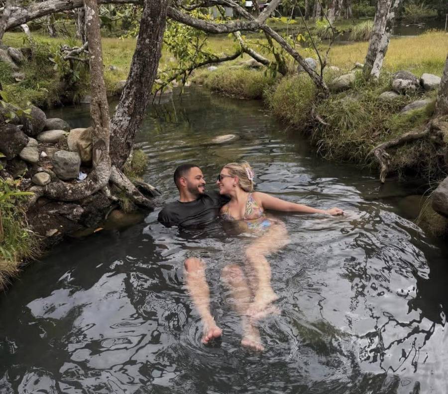 La rubia que conquistó al diputado Betserai revela cómo nació su amor
