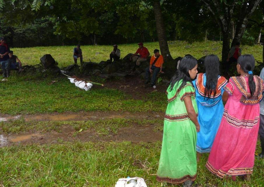 Tragedia en comarca Ngäbe: rayo mata a abuela y nieta