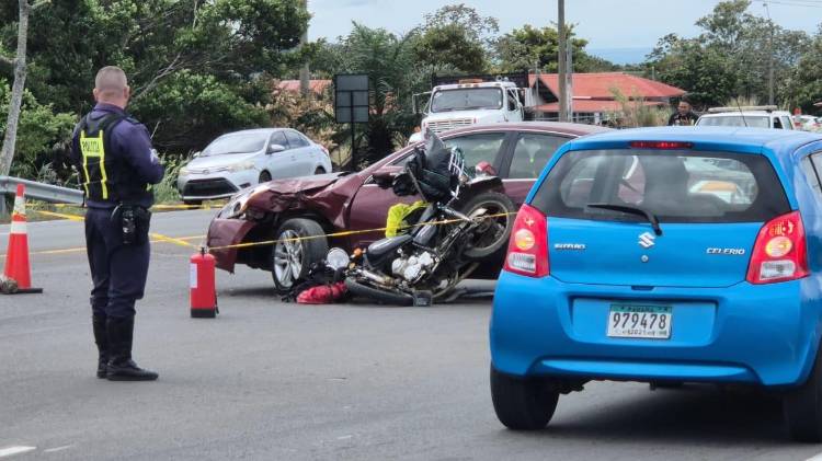 La Policía de Tránsito investiga para deslindar responsabilidades en este percance fatal