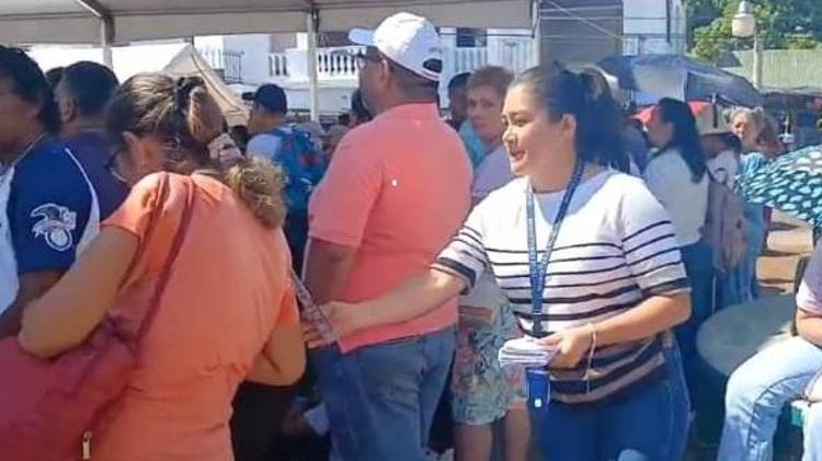 Este jueves el Ministerio Público repartió al público volantes con informaciones pereventivas