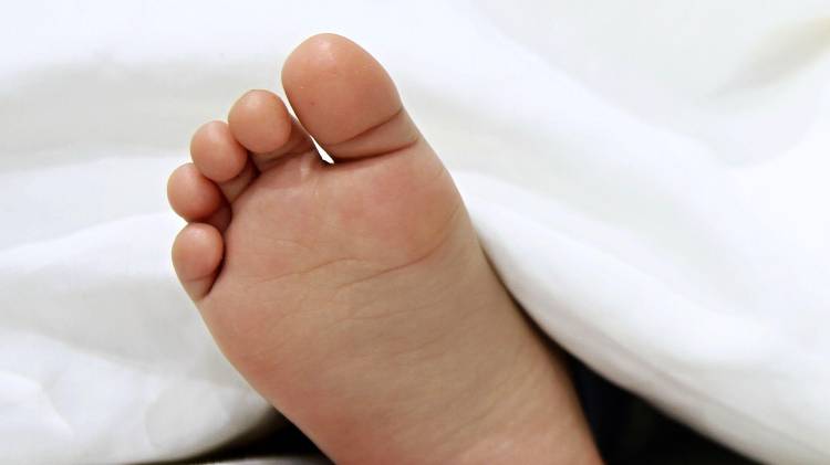 El pequeño falleció cuando la nave en que iba con sus familiares naufragó en alta mar