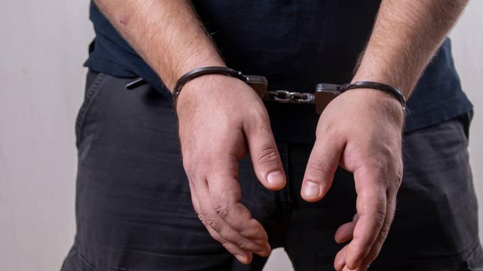 Las autoridades judiciales dijeron que el agresor no tiene relación con la víctima