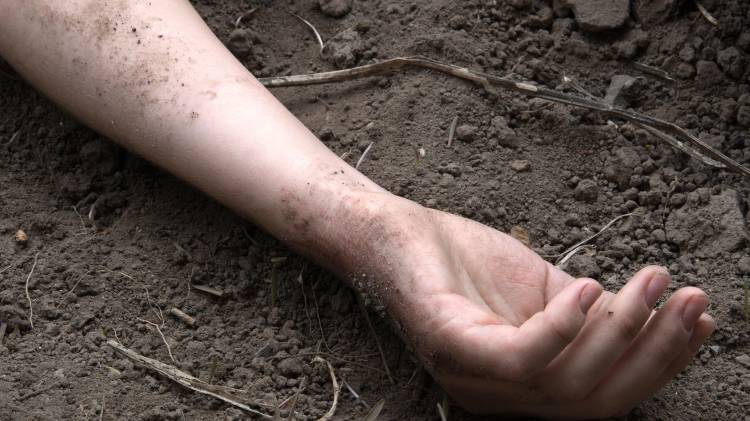 La necropsia que se le practique al cuerpo del desconocido determinará causas de muerte