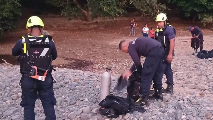 Por primera vez los rescatistas utilizaron un dron acuático para ubicar a la víctima