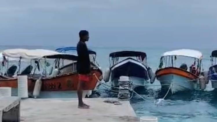 La marea alta y los vientos fuertes azotan a las islas de la comarca de Gunayala