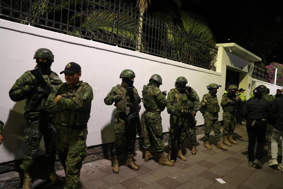 Fotografía de archivo de integrantes de un cuerpo élite de la Policía ecuatoriana.