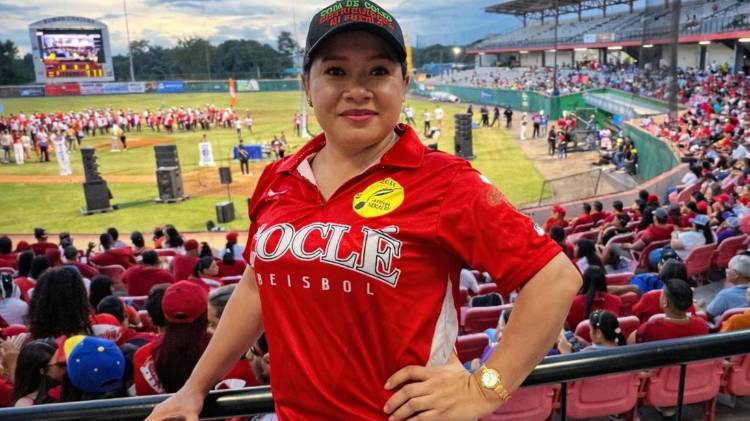 La “Diva de la Saloma” celebra cumpleaños con música y emoción